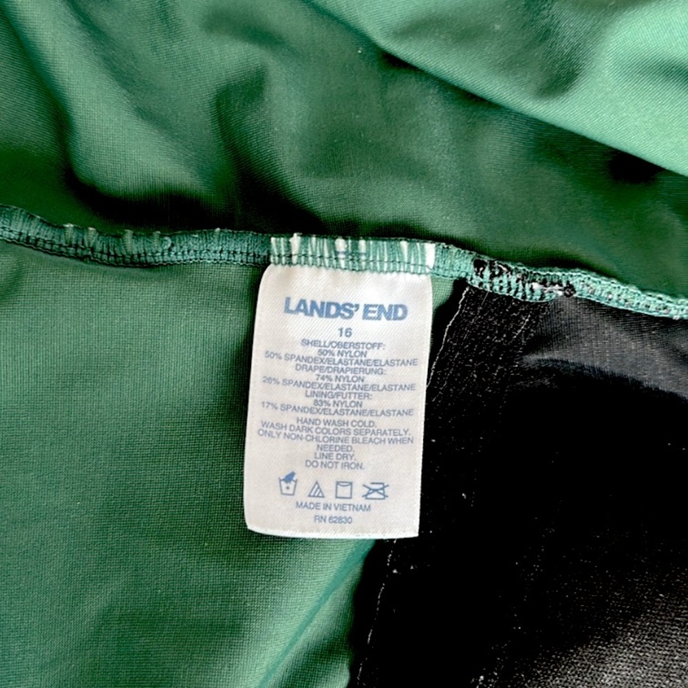 Land's End green one piece slim swimsuit, size 16. - Picture 4 of 4